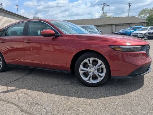 Used 2024 Honda Accord LX image 10