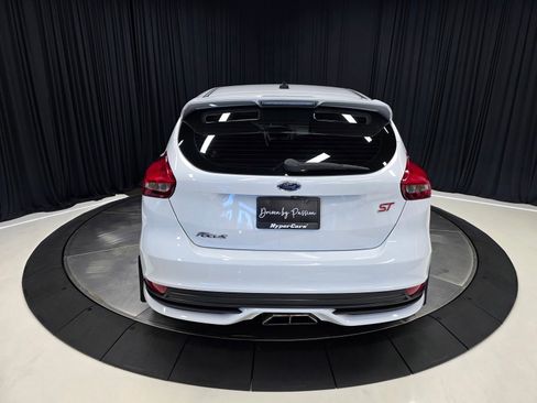 Used 2016 Ford Focus ST w/ Equipment Group 402A FWD image 12