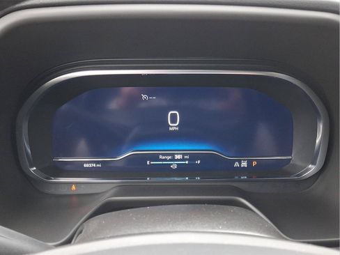 Used 2024 Chevrolet Suburban LT AWD/4WD image 12
