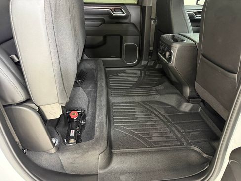 Used 2025 GMC Sierra 2500 SLT w/ SLT Premium Package AWD/4WD image 43