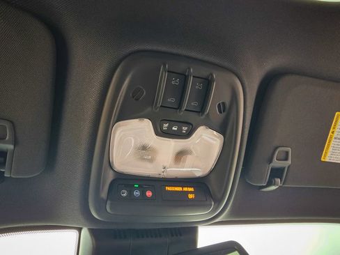 New 2026 GMC Canyon AT4 w/ Technology Plus Package AWD/4WD image 33