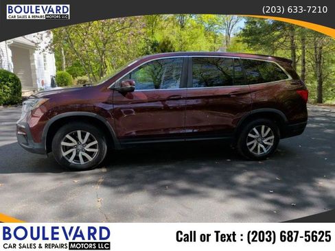 Used 2019 Honda Pilot EX image 4