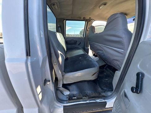 Used 2003 Ford F350 XL image 13