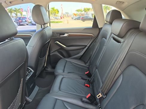 Used 2017 Audi Q5 2.0T Premium AWD/4WD image 16