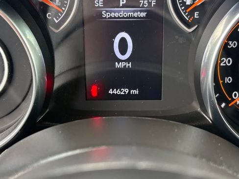 Used 2023 Jeep Wrangler Unlimited Sport AWD/4WD image 4