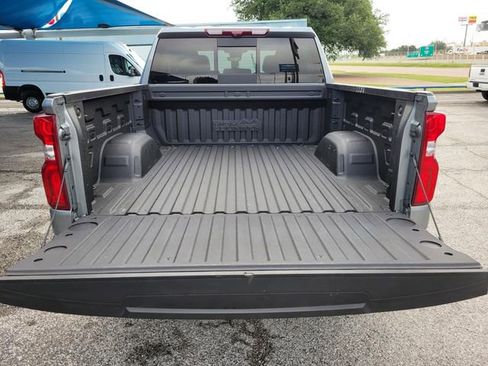 Used 2024 Chevrolet Silverado 1500 High Country w/ Technology Package image 23