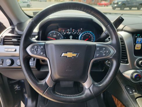 Used 2019 Chevrolet Suburban Premier image 19