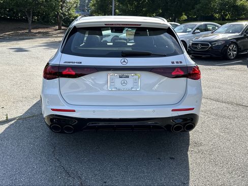New 2026 Mercedes-Benz E 53 AMG e 4MATIC Wagon image 11