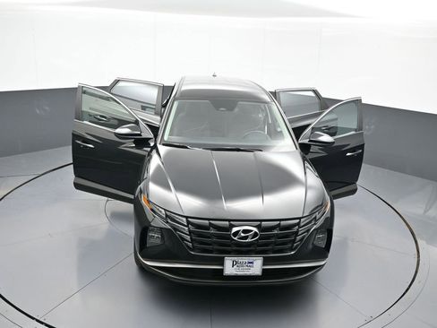 Used 2023 Hyundai Tucson SE image 45