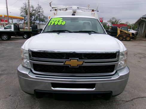 Used 2012 Chevrolet Silverado 3500 W/T AWD/4WD image 14