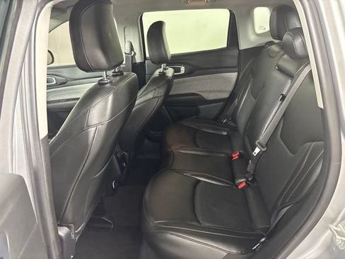Used 2022 Jeep Compass Latitude AWD/4WD image 25