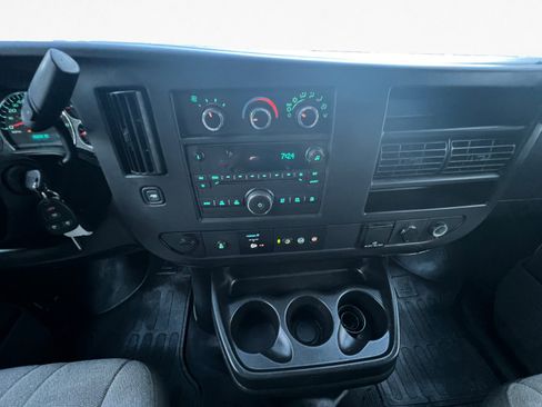 Used 2016 Chevrolet Express 3500 LT w/ LT Preferred Equipment Group image 13