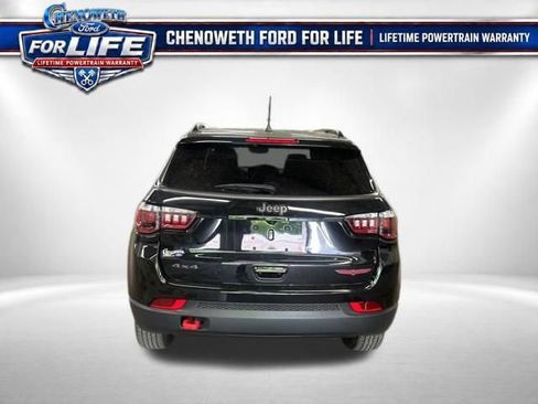 Used 2022 Jeep Compass Trailhawk AWD/4WD image 4