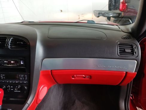 Used 2002 Ford Thunderbird RWD image 32