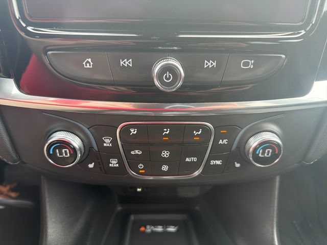 Used 2023 Chevrolet Traverse LT w/ Rear Camera Mirror Package AWD/4WD image 22