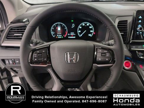 New 2026 Honda Odyssey Touring image 11
