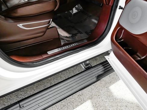 Used 2018 Lincoln Navigator Black Label w/ Cargo Package image 59