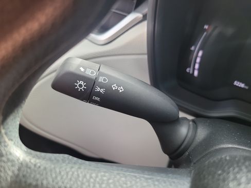 Certified 2026 Toyota Corolla Cross L FWD image 29