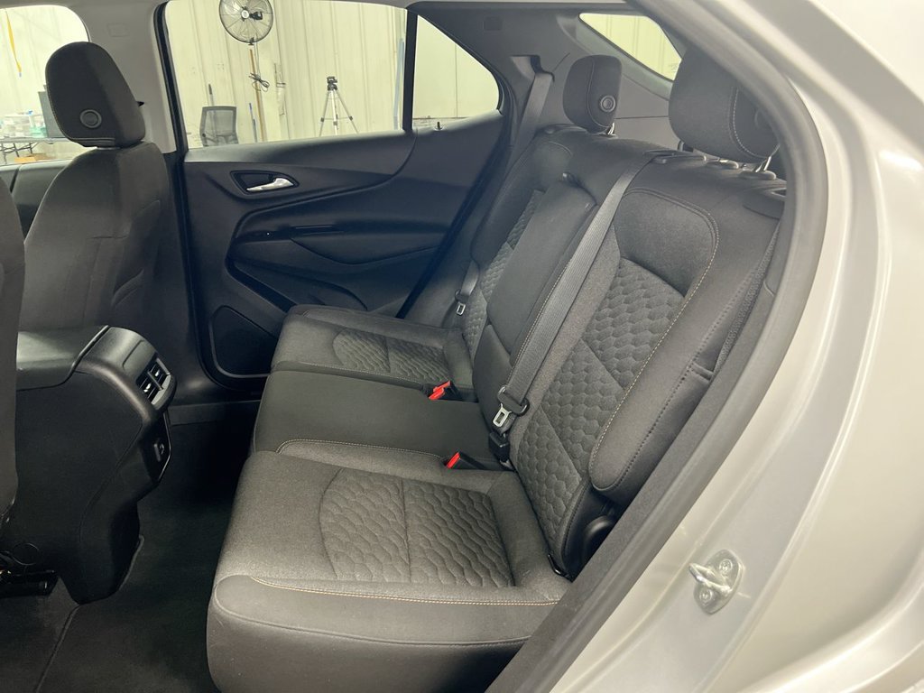 Used 2020 Chevrolet Equinox LT FWD image 22