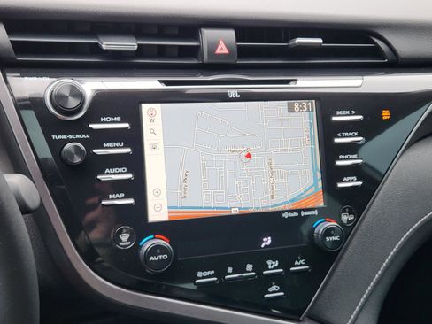 Used 2020 Toyota Camry XSE w/ Driver Assist Package FWD image 10