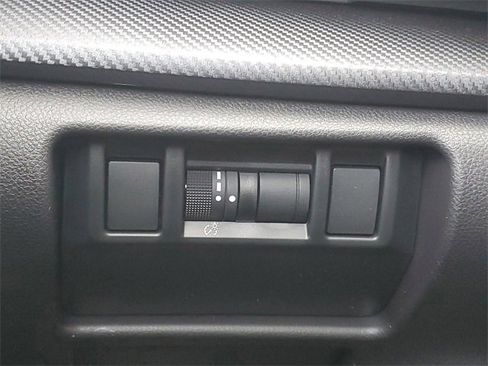 Certified 2025 Subaru Crosstrek 2.5i Limited image 18