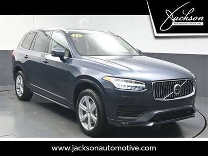 Used 2021 Volvo XC90 T5 Momentum w/ Climate Package