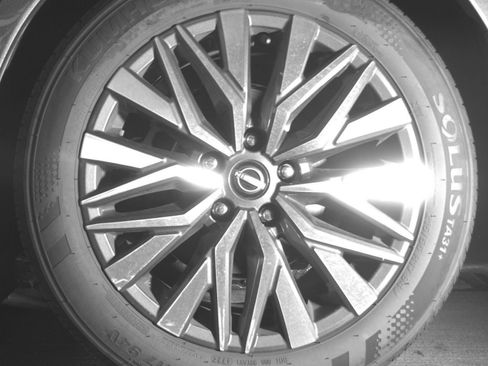 Used 2025 Nissan Altima 2.5 SV FWD image 17