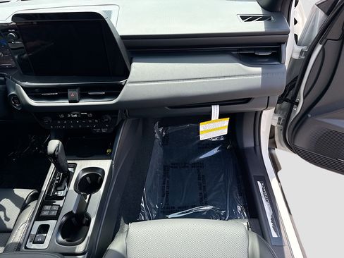 New 2026 Subaru Outback Touring XT AWD/4WD image 17