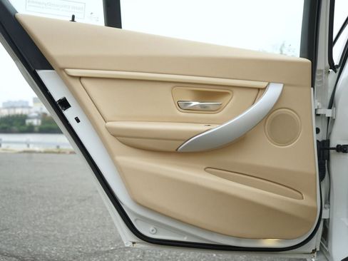 Used 2013 BMW 328i xDrive Sedan image 33