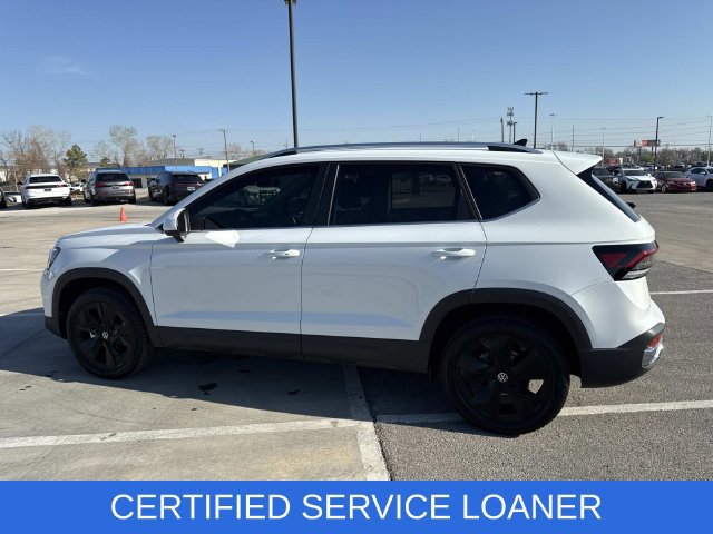 Certified 2026 Volkswagen Taos SE FWD image 6