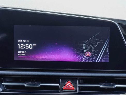 Certified 2024 Kia Niro Wind FWD image 13