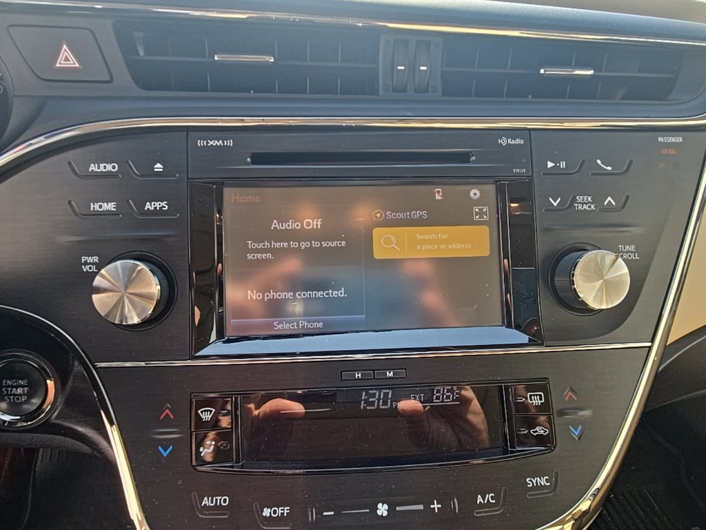 Used 2016 Toyota Avalon XLE Plus FWD image 21