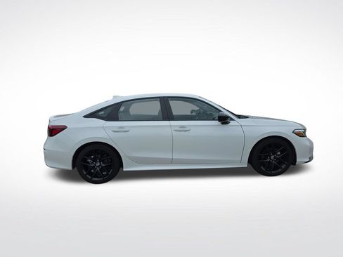 Used 2025 Honda Civic Sport image 7