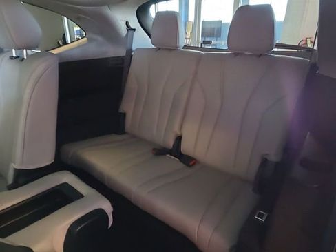 Certified 2025 Acura MDX FWD w/ Technology Package image 24