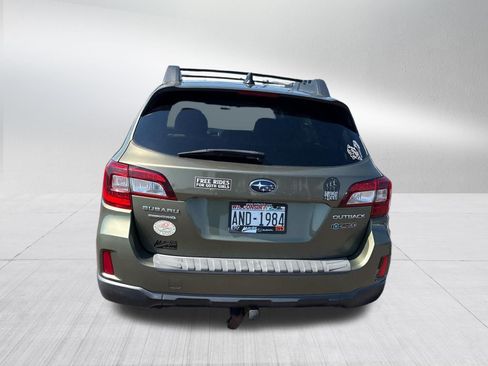 Used 2016 Subaru Outback 2.5i Premium AWD/4WD image 8