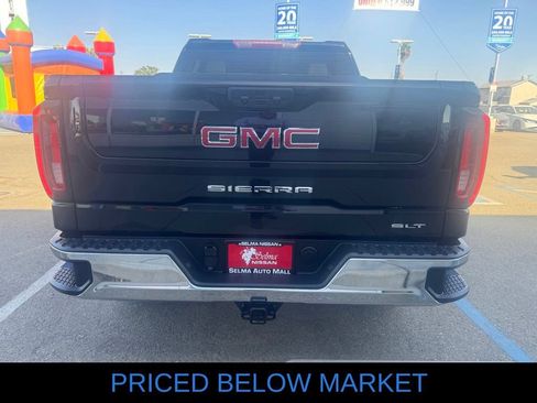 Used 2025 GMC Sierra 1500 SLT AWD/4WD image 5