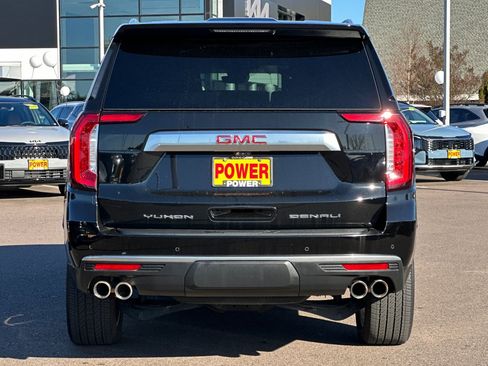 Used 2024 GMC Yukon Denali w/ Advanced Technology Package image 5