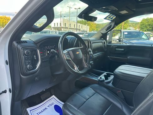 Used 2023 Chevrolet Silverado 2500 High Country w/ Z71 Off-Road Package image 15