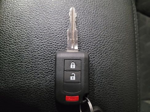 Used 2021 Mitsubishi Outlander Sport ES FWD image 32