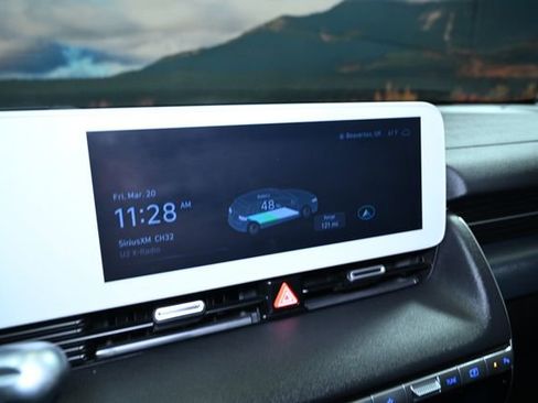 Used 2024 Hyundai Ioniq 5 Limited AWD/4WD image 31