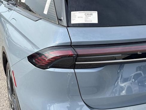 New 2026 Lincoln Nautilus Reserve AWD/4WD image 11