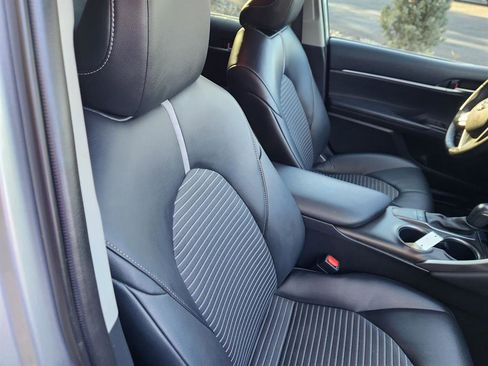 Used 2023 Toyota Camry SE image 12