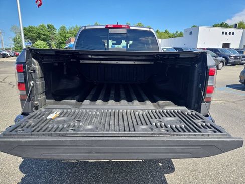 Used 2023 Nissan Frontier SV w/ SV Premium Package AWD/4WD image 3