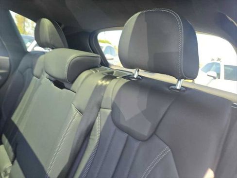 Used 2025 Audi Q5 2.0T Premium w/ Convenience Plus Package AWD/4WD image 19