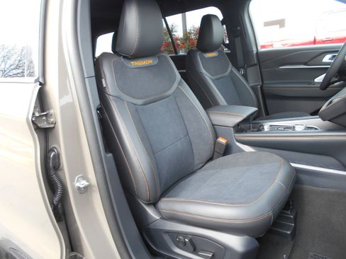 New 2026 Ford Explorer Tremor image 32