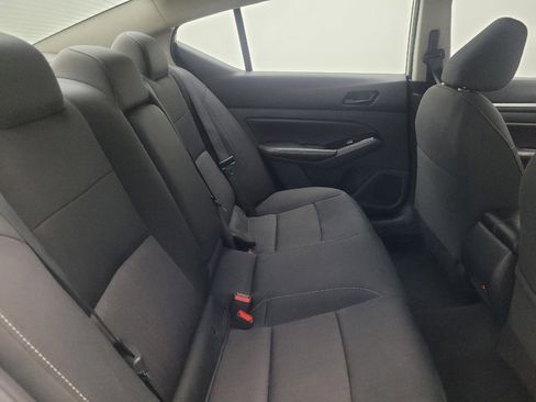 Used 2023 Nissan Altima 2.5 SV AWD/4WD image 19