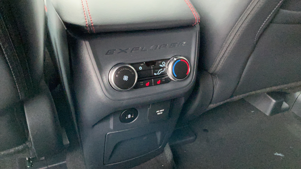 New 2027 Ford Explorer ST-Line w/ Premium Package RWD image 10