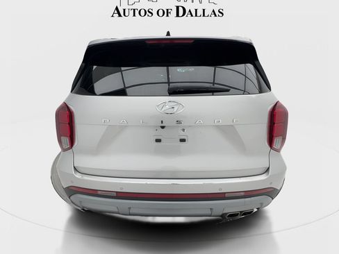 Used 2025 Hyundai Palisade Limited FWD image 9