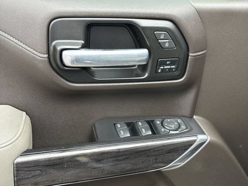 Used 2021 Chevrolet Silverado 1500 LTZ AWD/4WD image 20