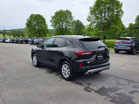 Used 2025 Ford Escape Active AWD/4WD image 6
